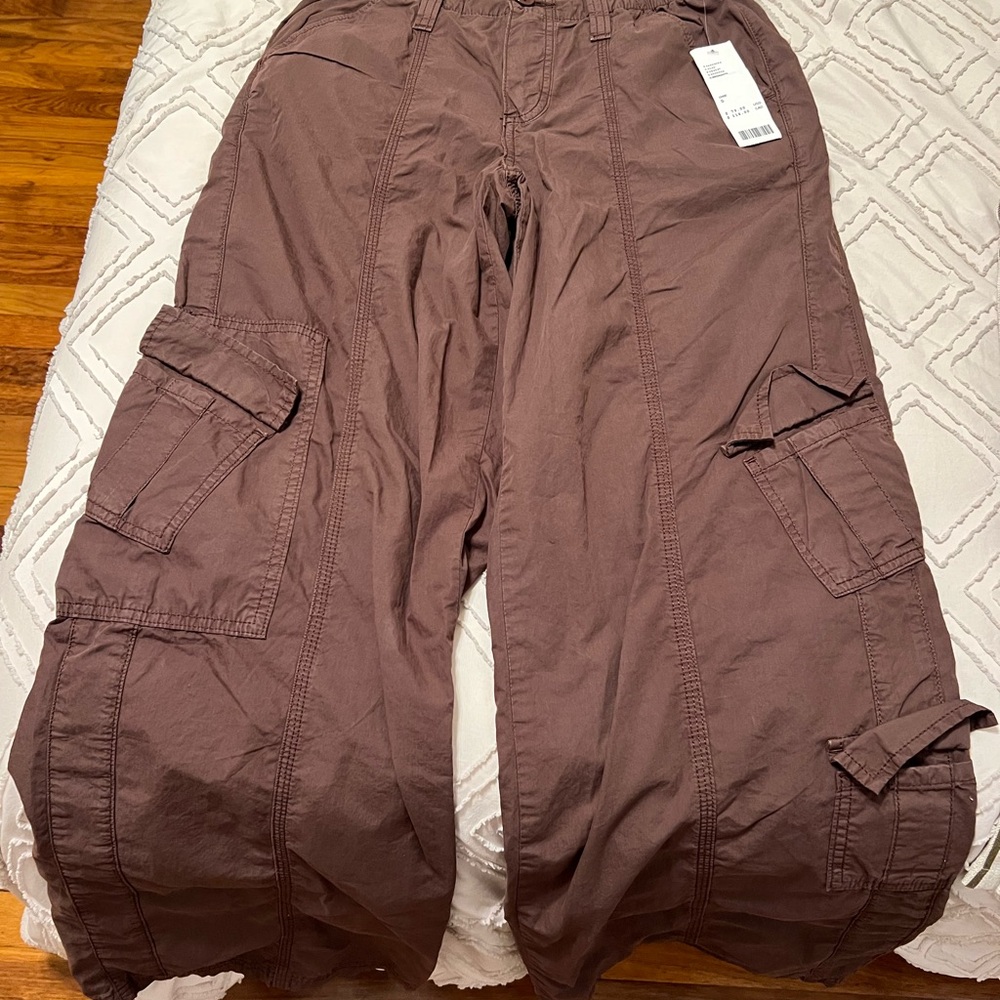 BDG women’s  Cargo Pants - Dark Brown